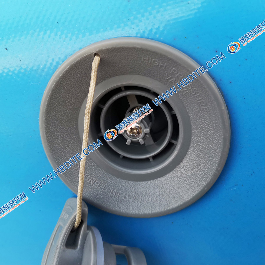 碰碰車.jpg 碰碰車.jpg